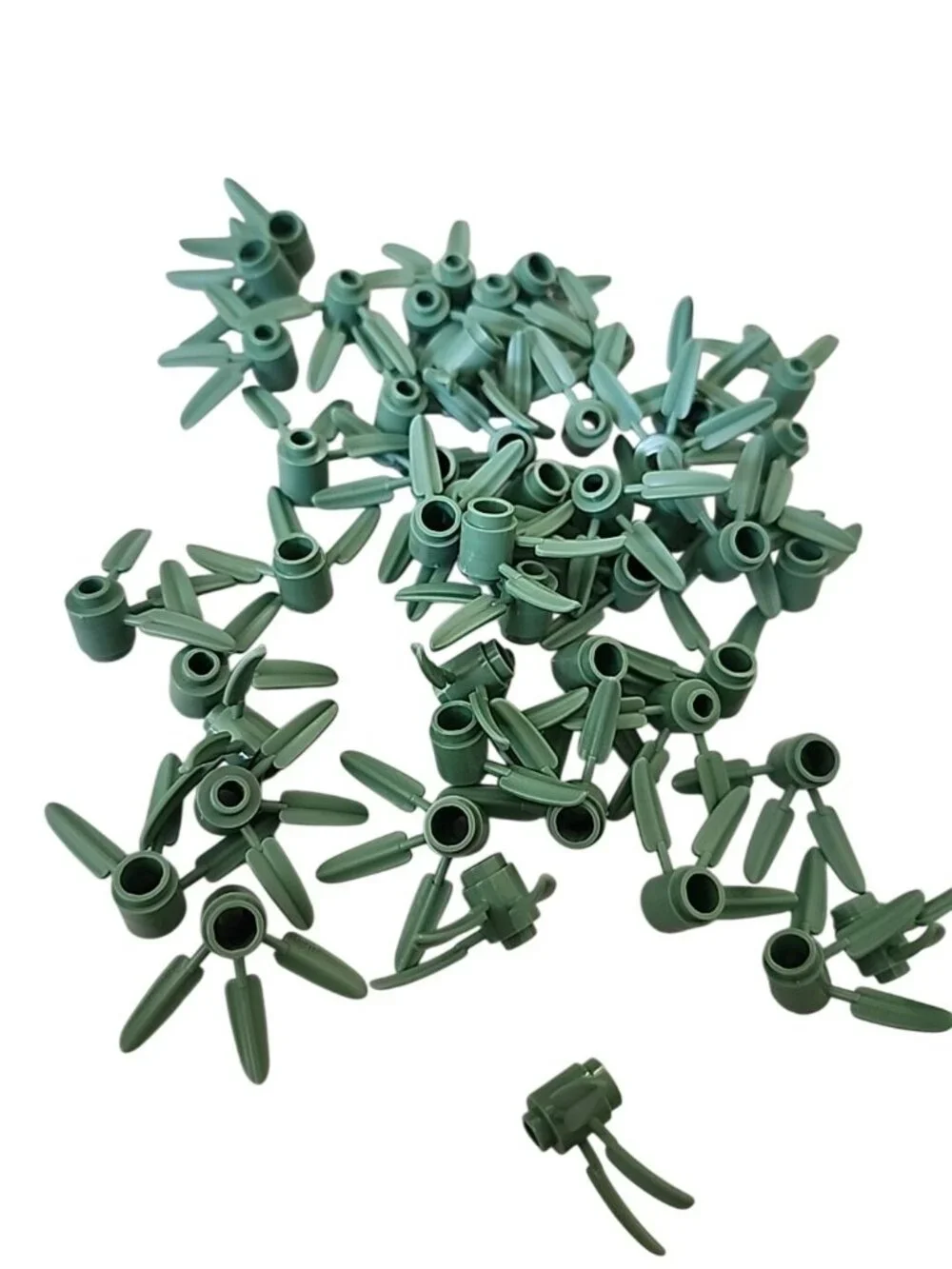 Lego Bamboo Sand Green Plant Bricks Round 1 x 1, Set Of 50